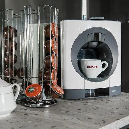 The Penthouse 肯德尔